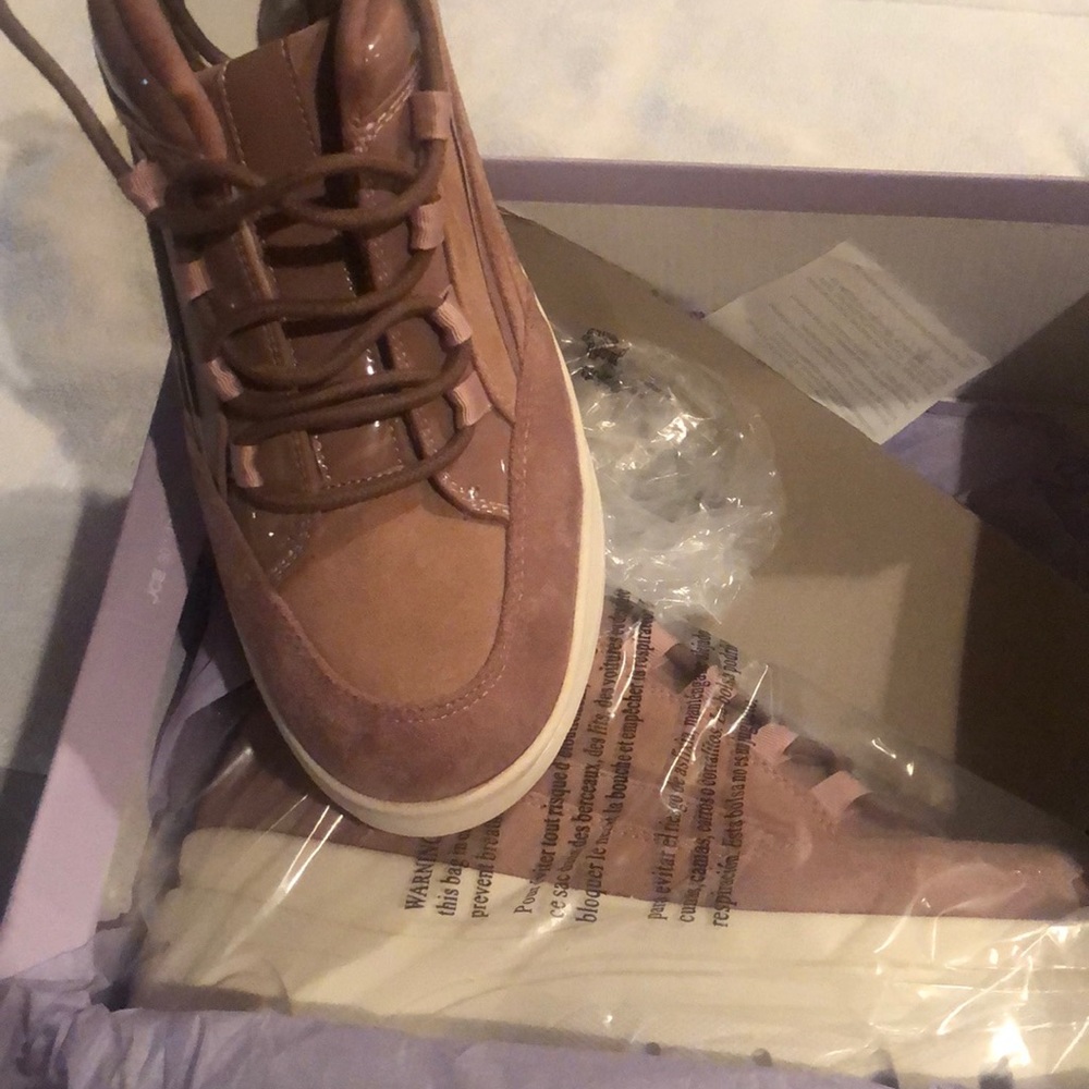 Platform Sneaker - image 4